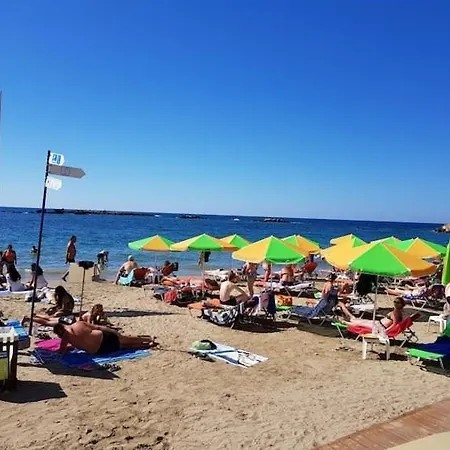 Seafront In Chania 7 * חאניה
