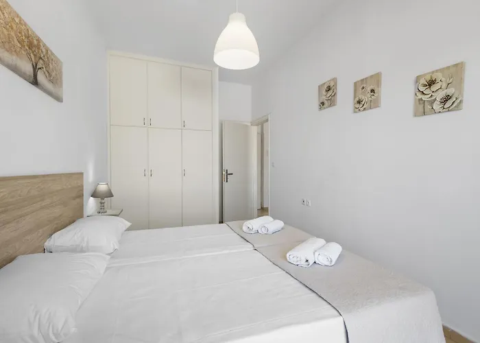 Seafront In Chania 7